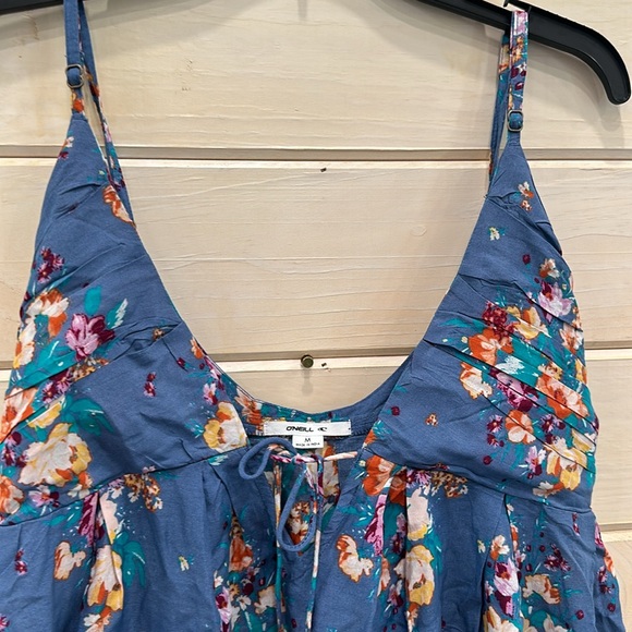 Medium O’NEILL Swimsuit Cover Up! Extremely cute! - Picture 5 of 5